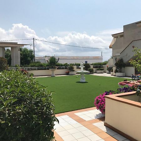 Apartamento Nº 13 Urb. Cala Josep Vinaros Bagian luar foto